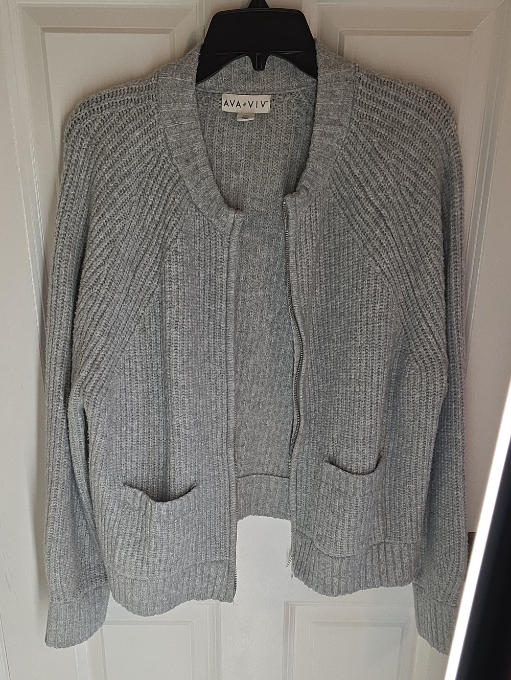 Ava & Viv Light Gray Ribbed Zip-Front Cardigan